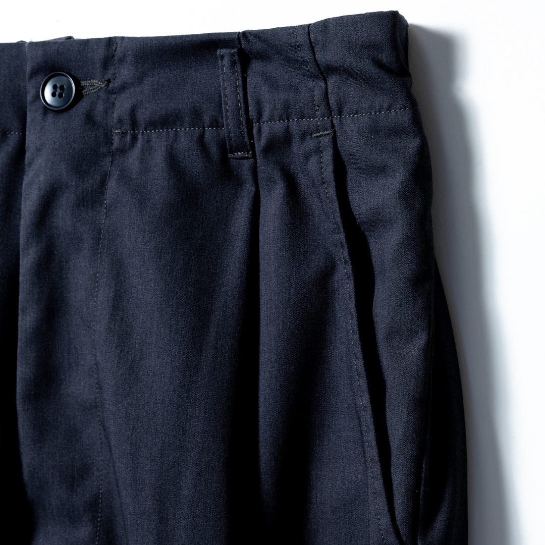 tsuzuli|EZ SLACKS (CHARCOAL)