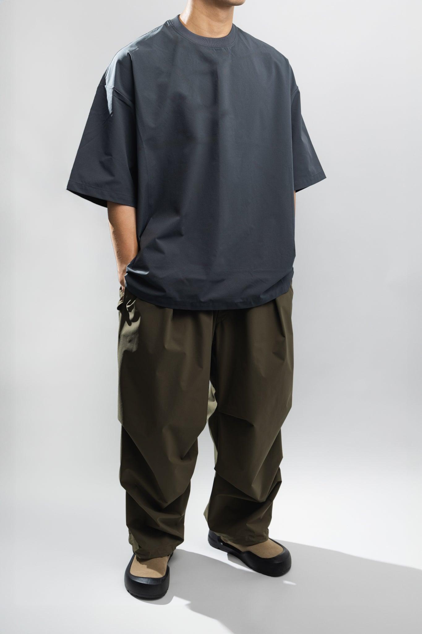 【20% OFF|Last 1】kan|CONVENIENT TEE (CHARCOAL) - IKKOKU SHOP