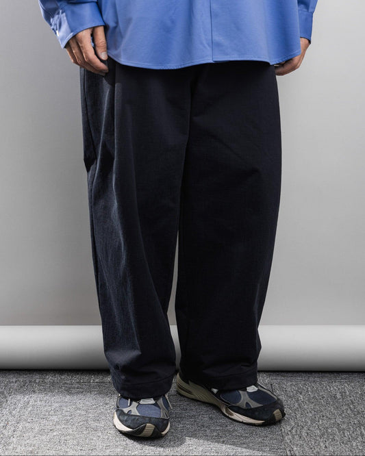 【30% OFF|Last 1】KANEMASA PHIL. 2024AW|36G ECONYL Solid Balloon Trousers (BLACK) - IKKOKU SHOP