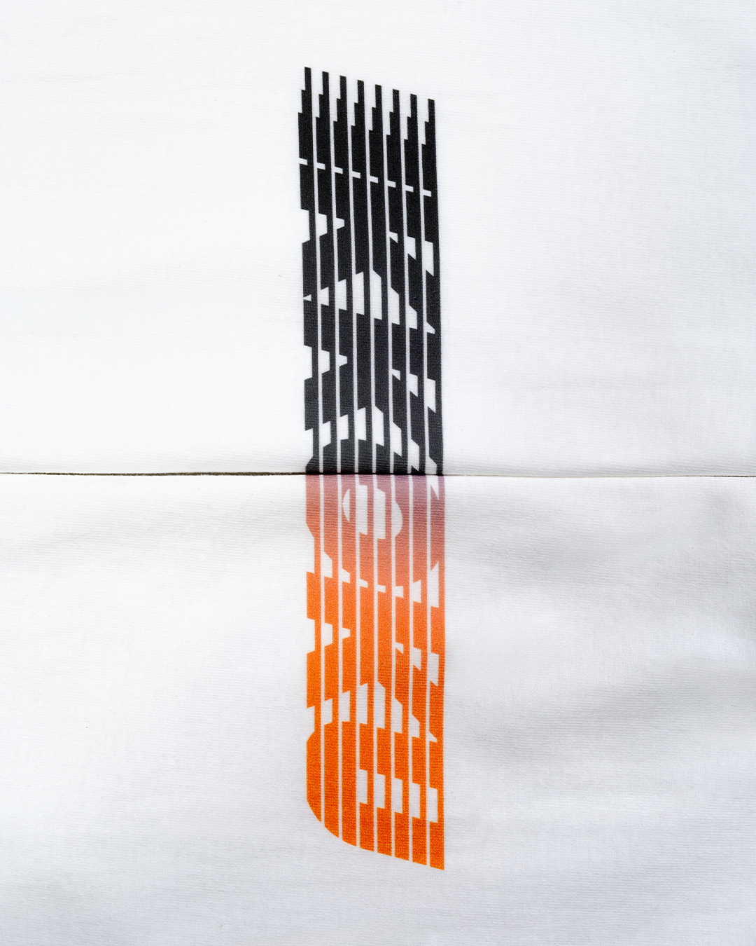 IKKOKU|Speed-line Logo Tee (SUNSET)