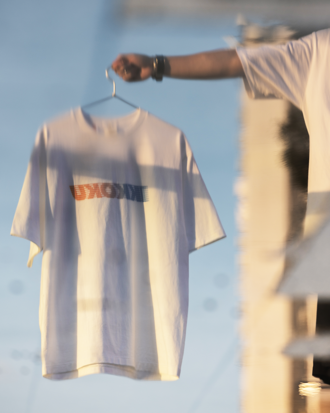 IKKOKU|Speed-line Logo Tee (SUNSET)