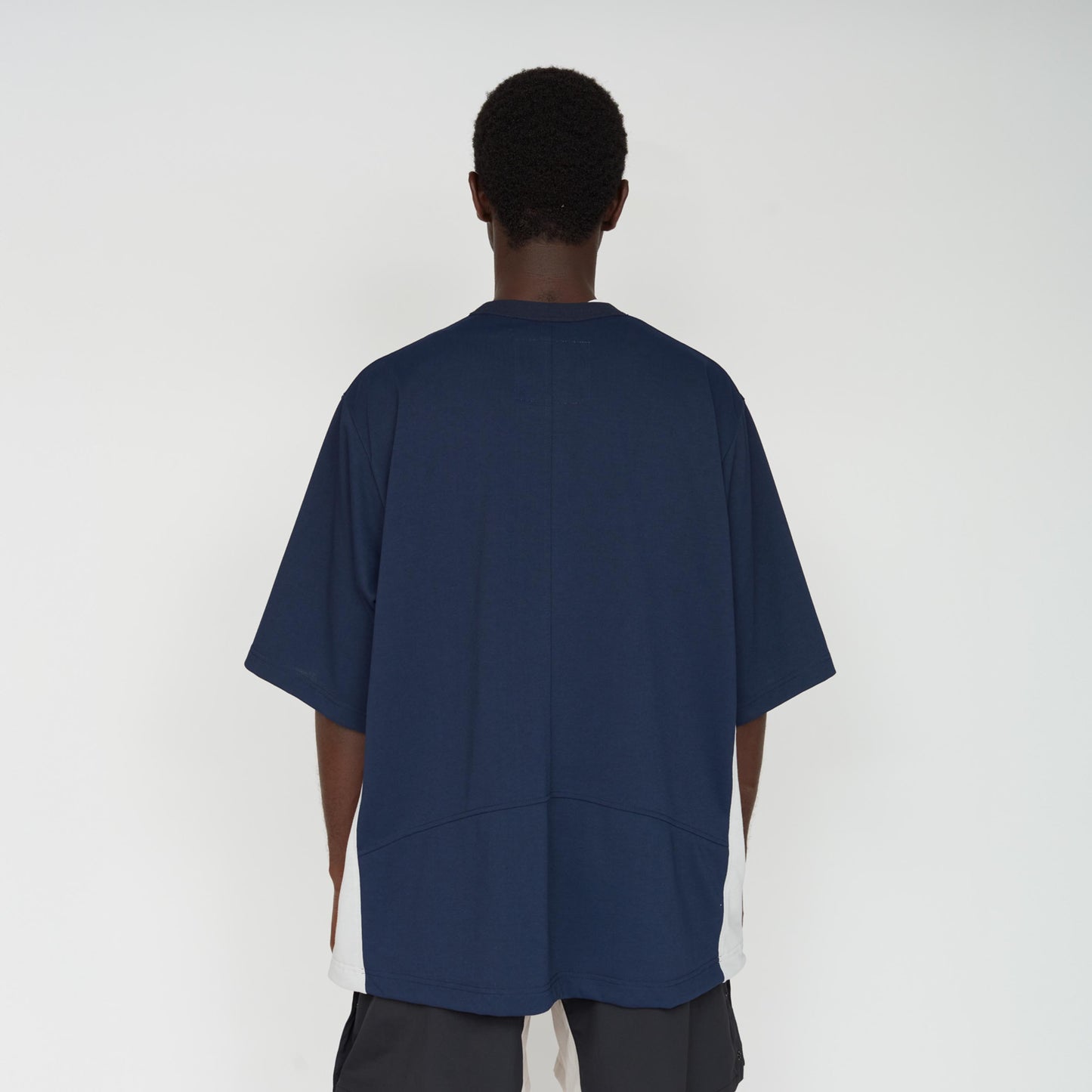 UNTRACE|_168 CUT OFF Tee S/S