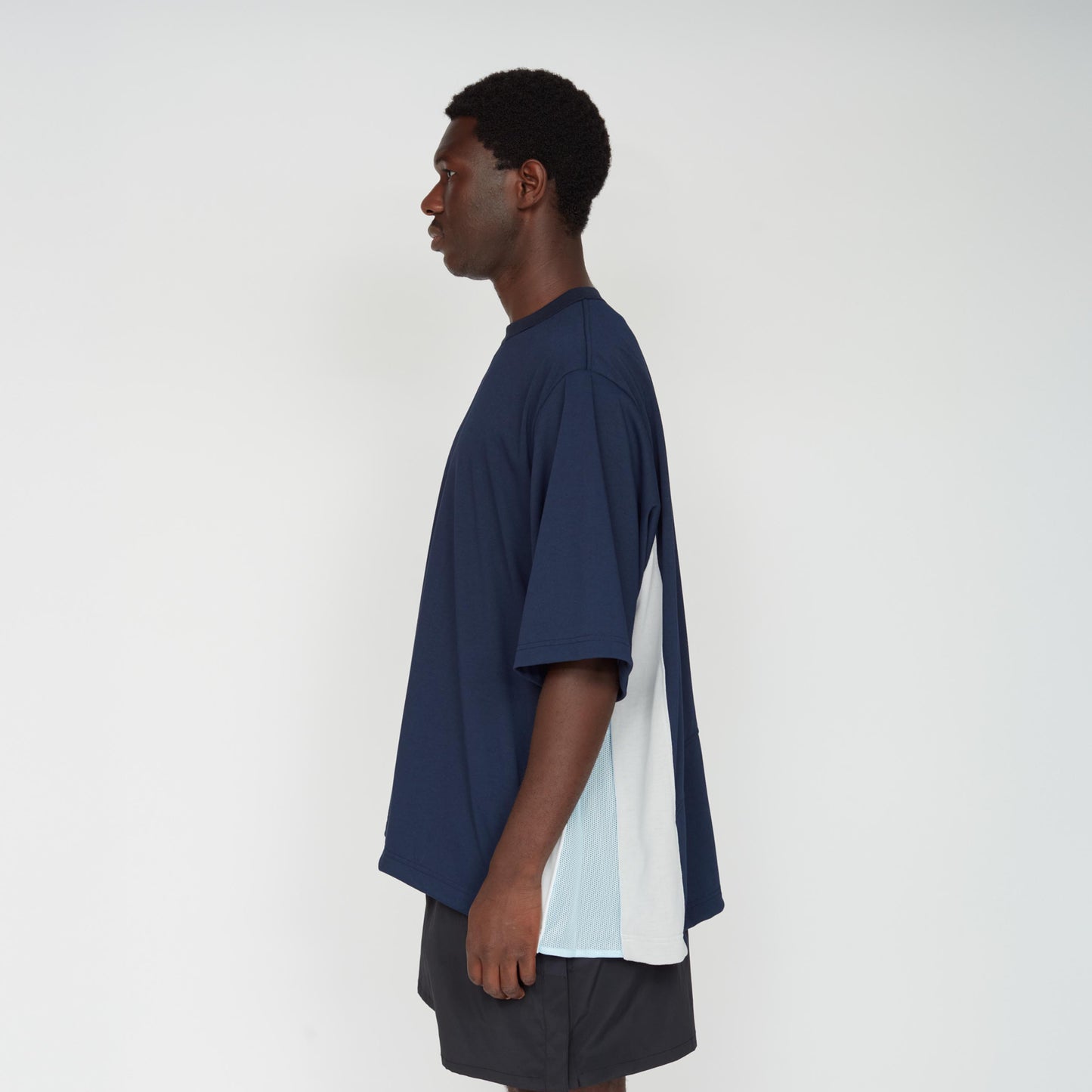 UNTRACE|_168 CUT OFF Tee S/S