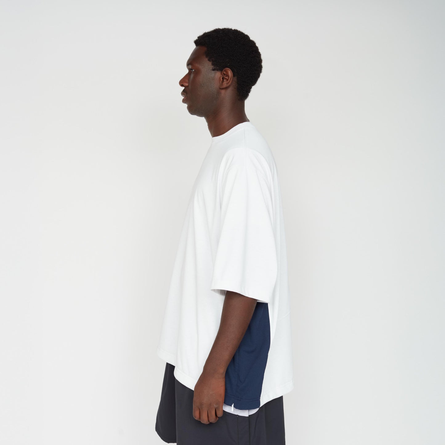 UNTRACE|_168 CUT OFF Tee S/S