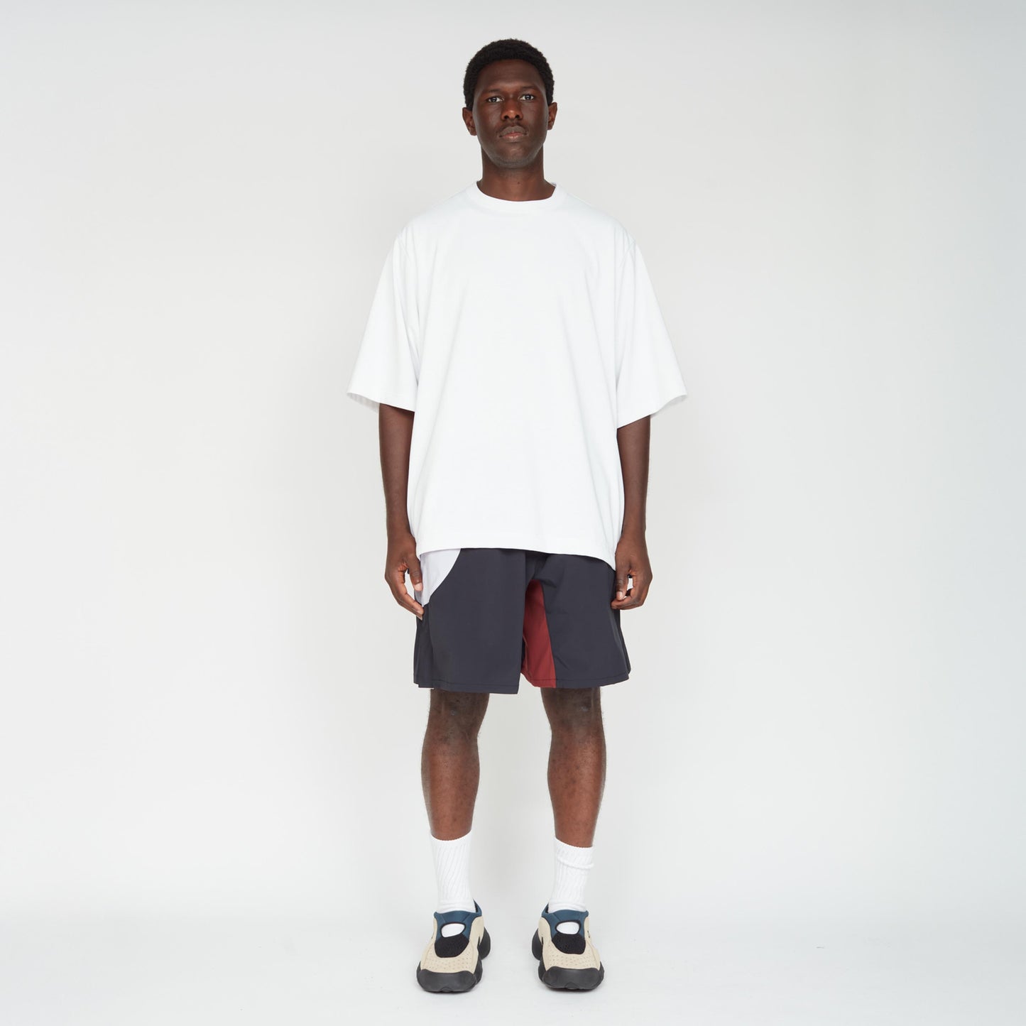 UNTRACE|_168 CUT OFF Tee S/S