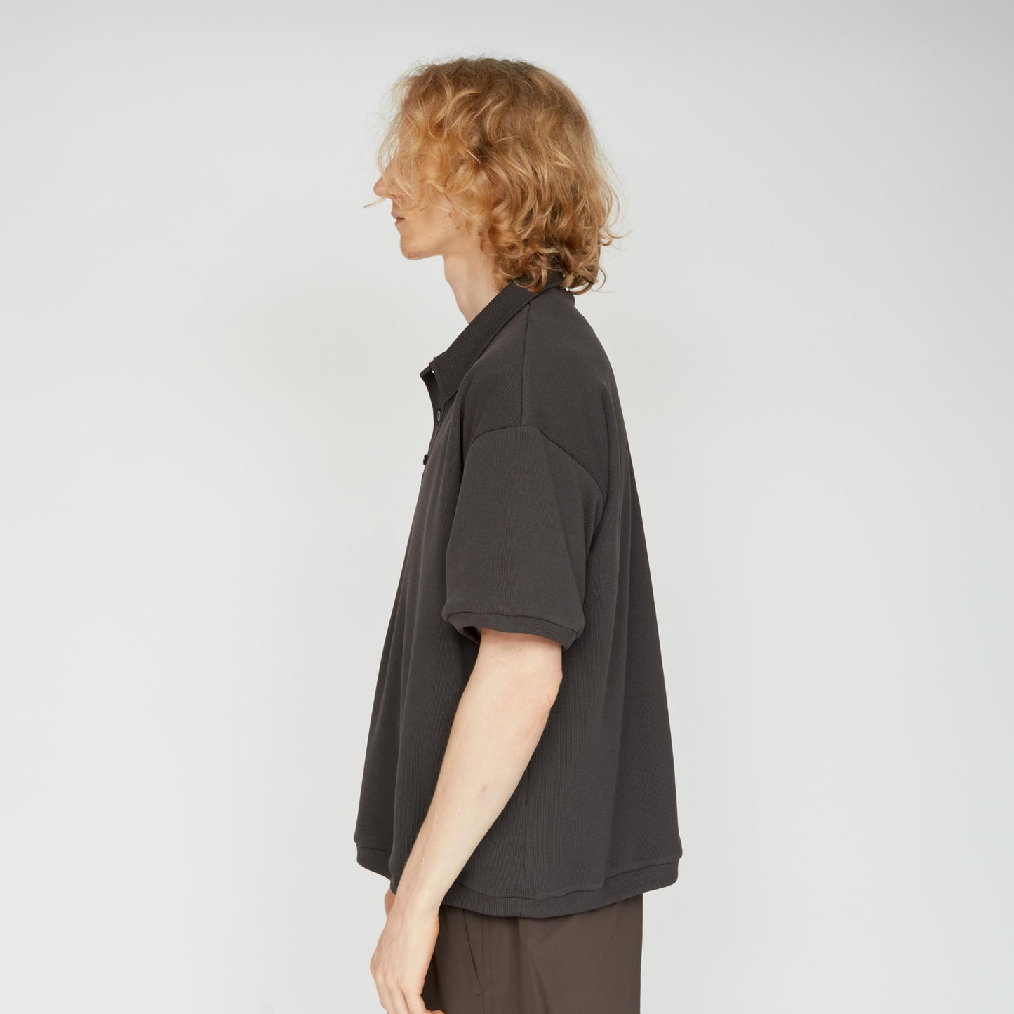 UNTRACE|_166 POLO SHIRT S/S (CHARCOAL)