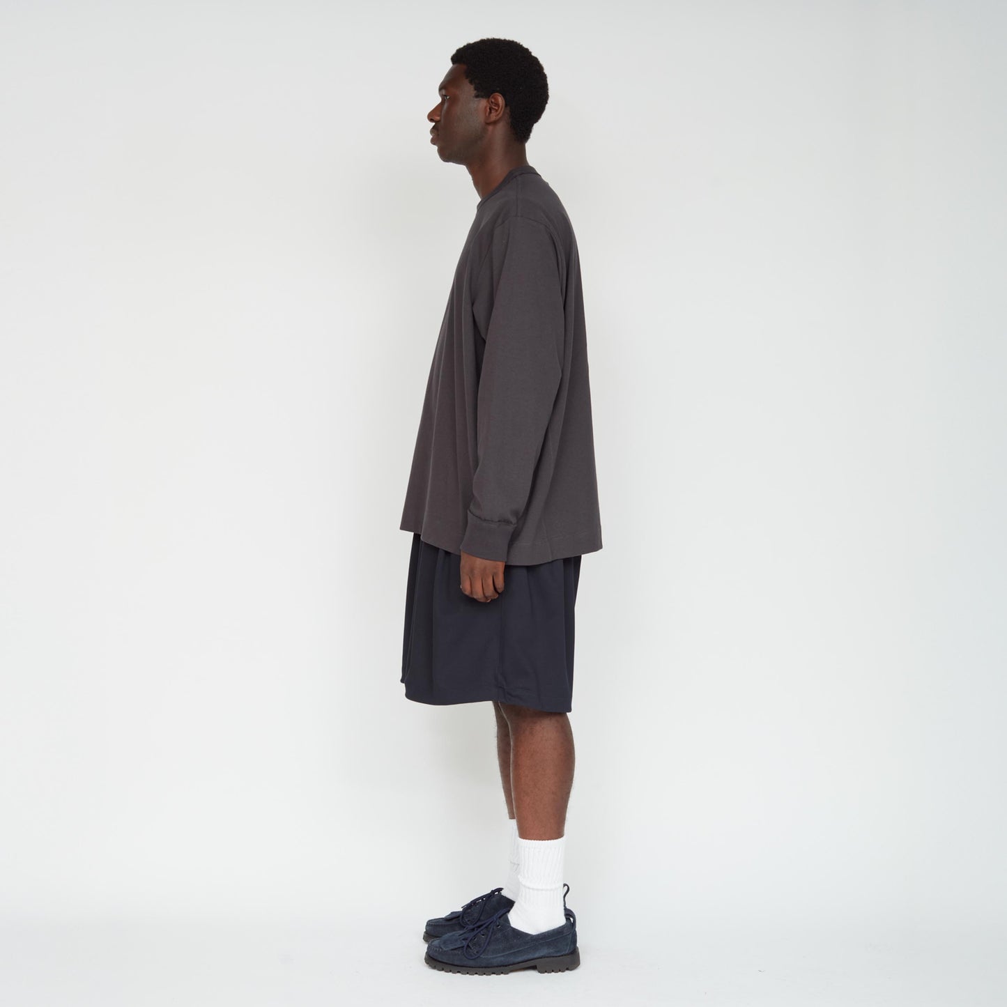 UNTRACE|_157 KNEE SHORTS