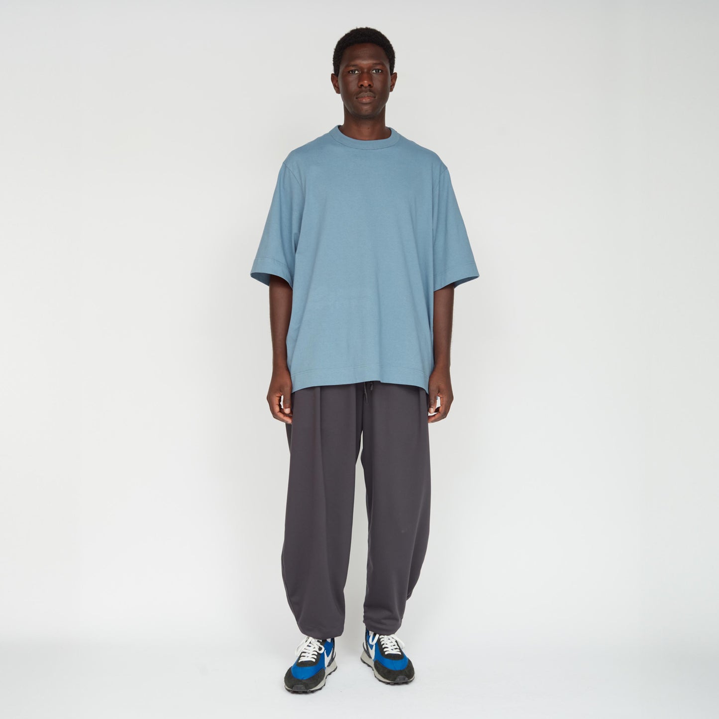 UNTRACE|_171 BOX Tee S/S (ASH BLUE)