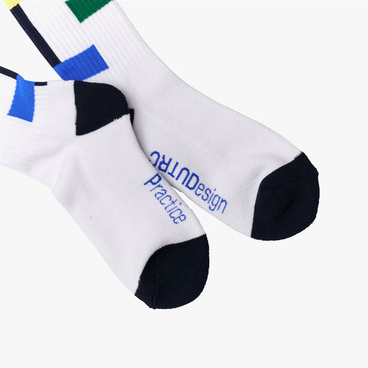 UNTRACE｜_183 SOCKS (WHITE)