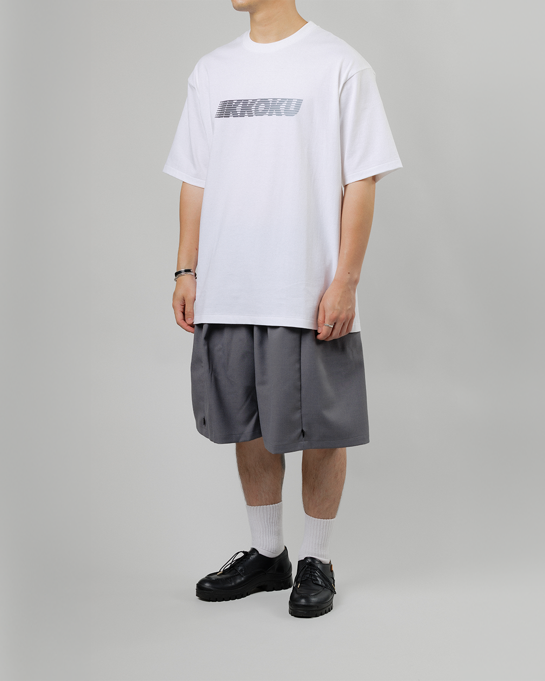 UNTRACE｜_263 KNEE SHORTS (CHARCOAL / DEEP PURPLE)