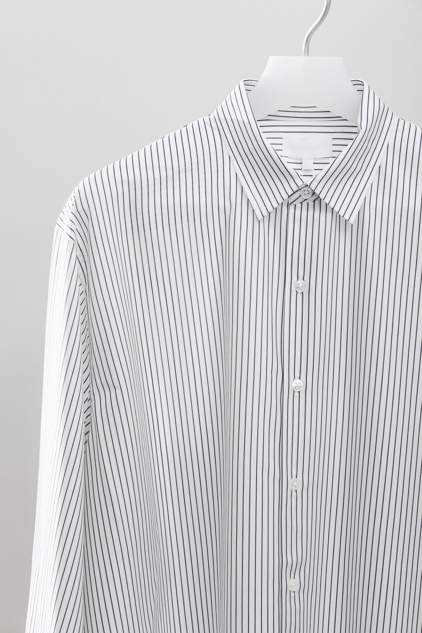 KANEMASA PHIL. 2024AW｜46G Atmosphere Stripe Shirt (WHITE NAVY)