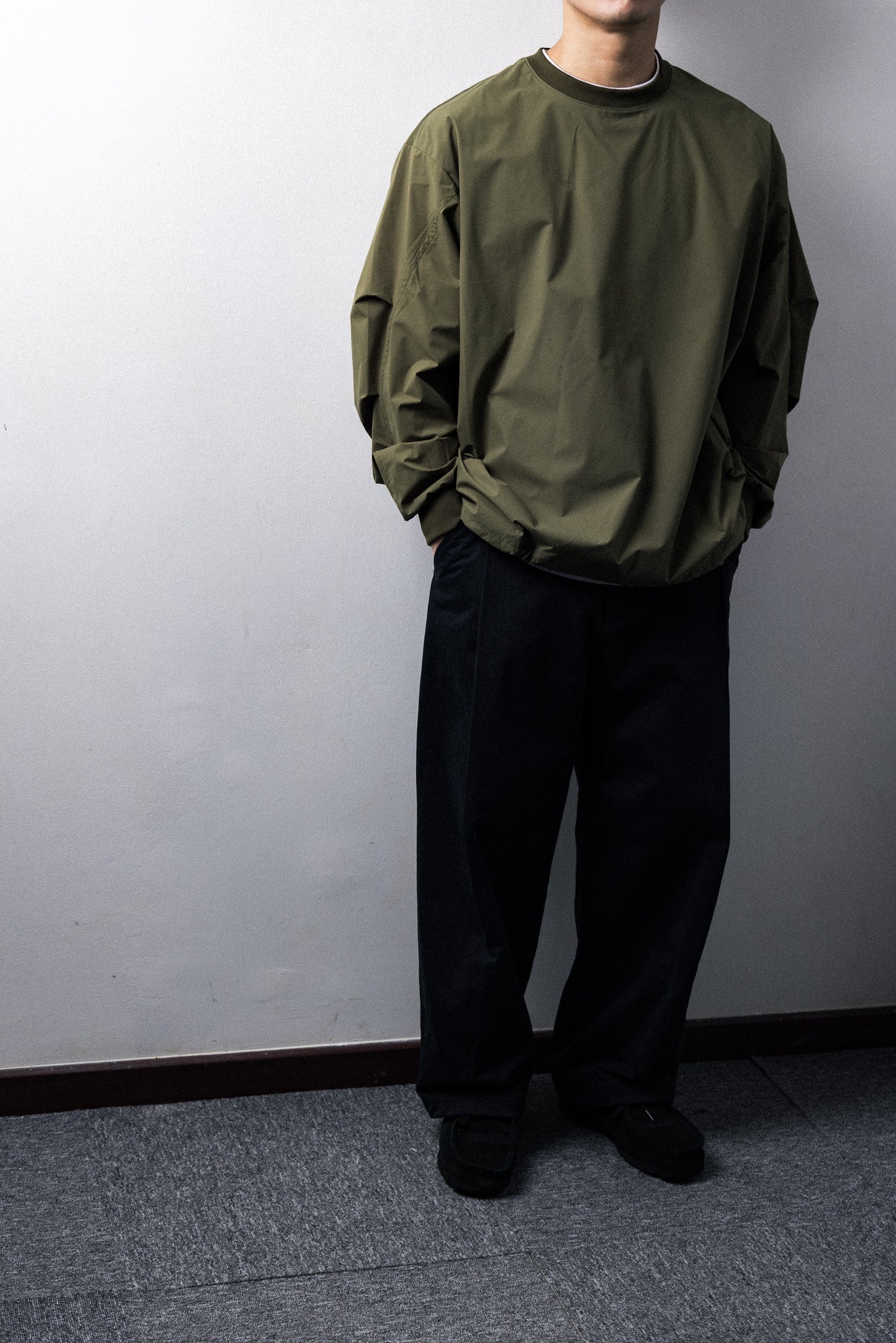 UNTRACE 2024AW｜MULTI SOLOTEX® L/S SMOCK (OLIVE)