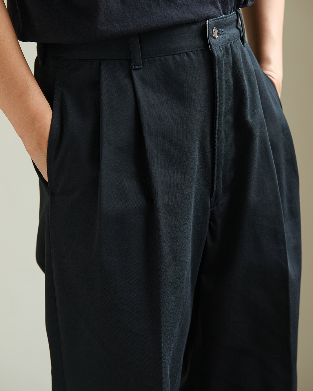 Schuray.｜Combed Cotton Chino Trousers (BLACK)