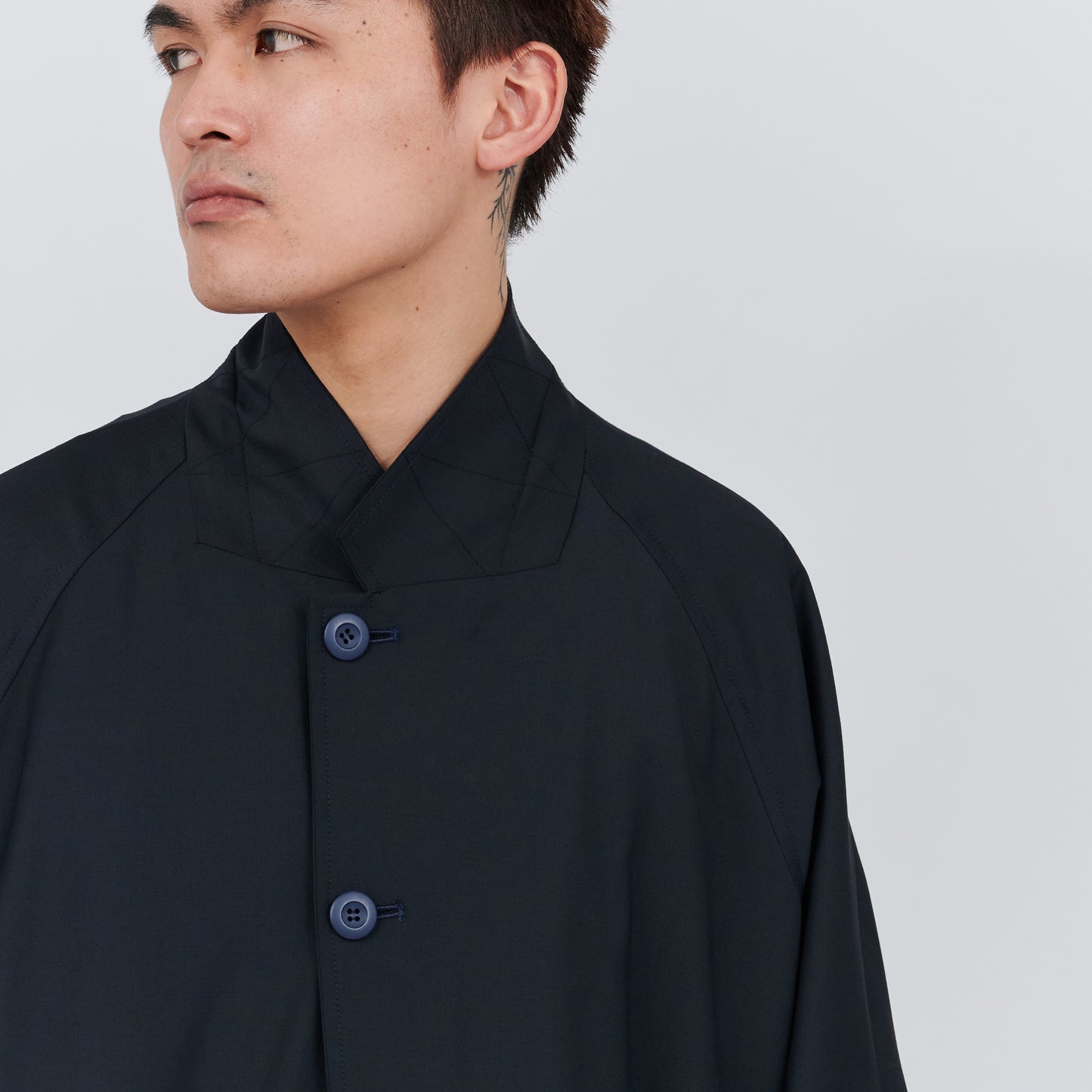【15% OFF】UNTRACE｜WASHABLE TROPICAL STRETCH JACKET (DARK NAVY)