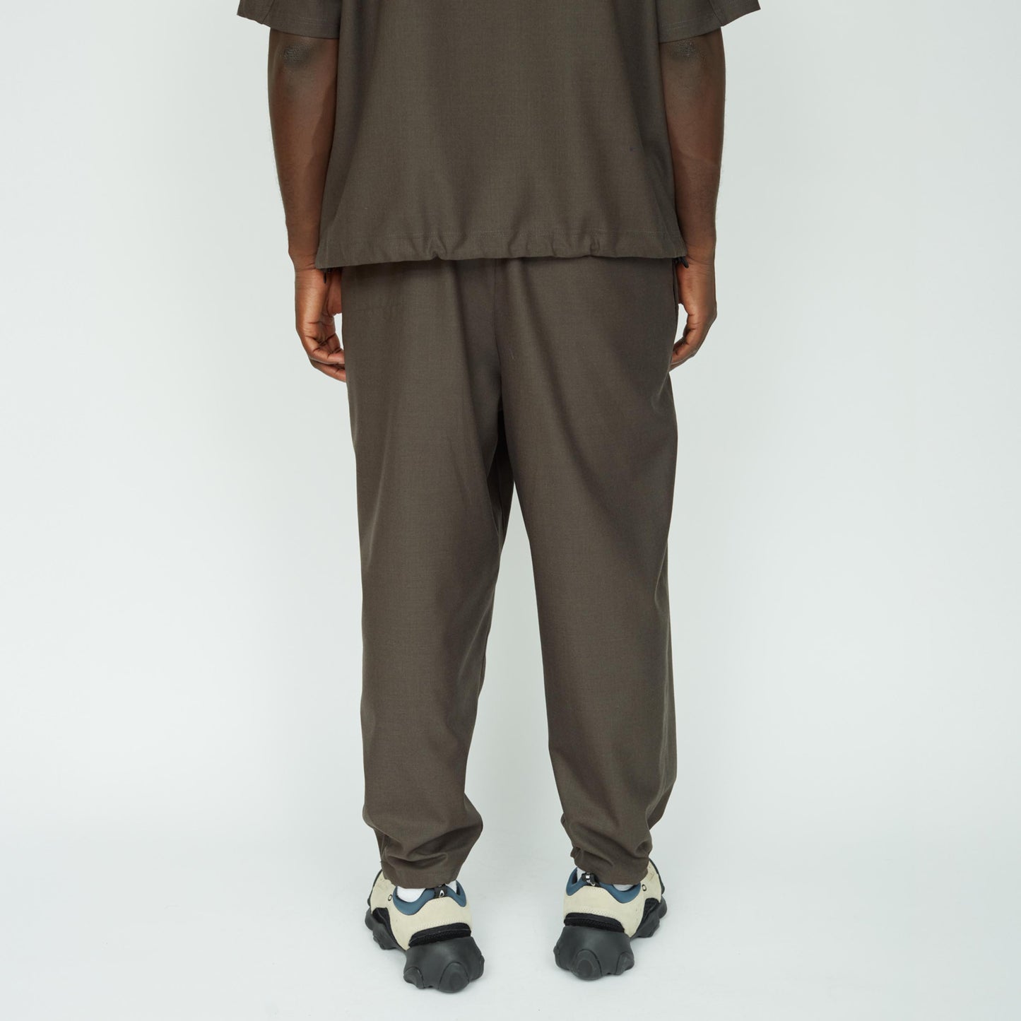 UNTRACE｜_154 TPO TAPERED PANTS (CHARCOAL)