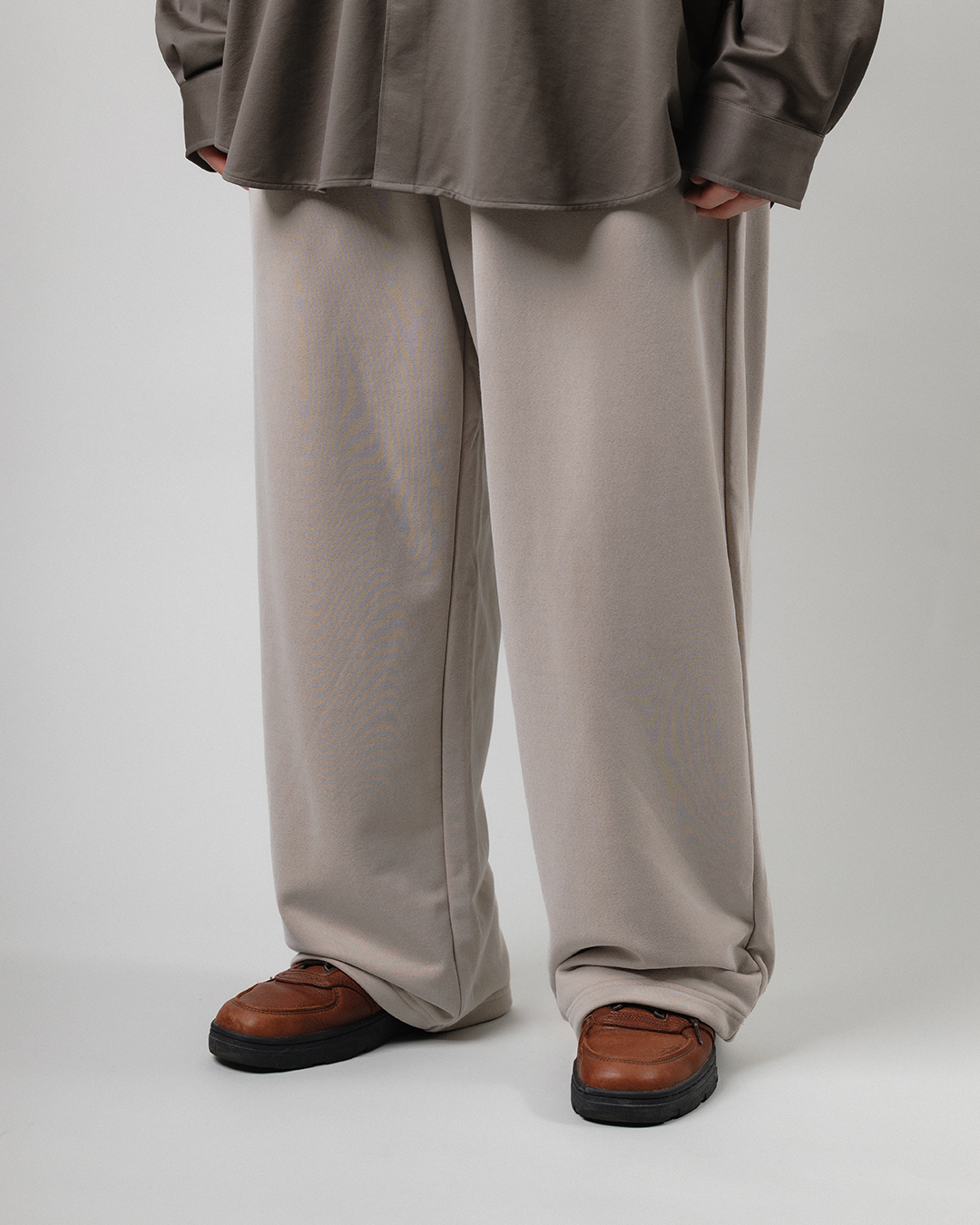 KANEMASA PHIL.｜28G Cupro Easy Pants (BEIGE)