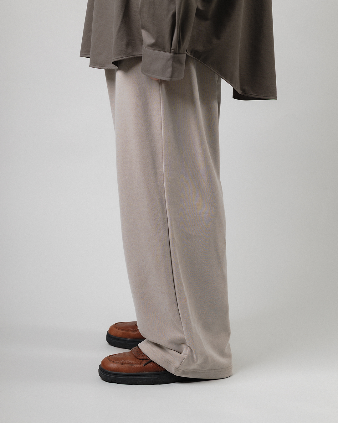 KANEMASA PHIL.｜28G Cupro Easy Pants (BEIGE)