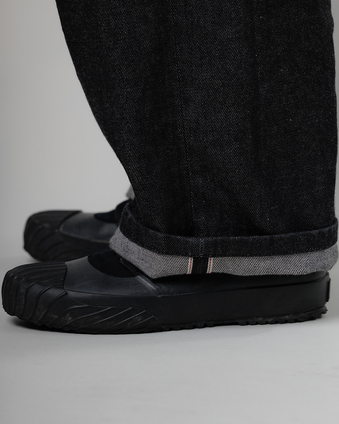 【Last 1】Schuray.｜1922 Model Black Denim Pants (BLACK)